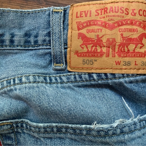 Levis 505 Straight Leg Jeans Wore In Size 38x30 faded - Picture 12 of 12
